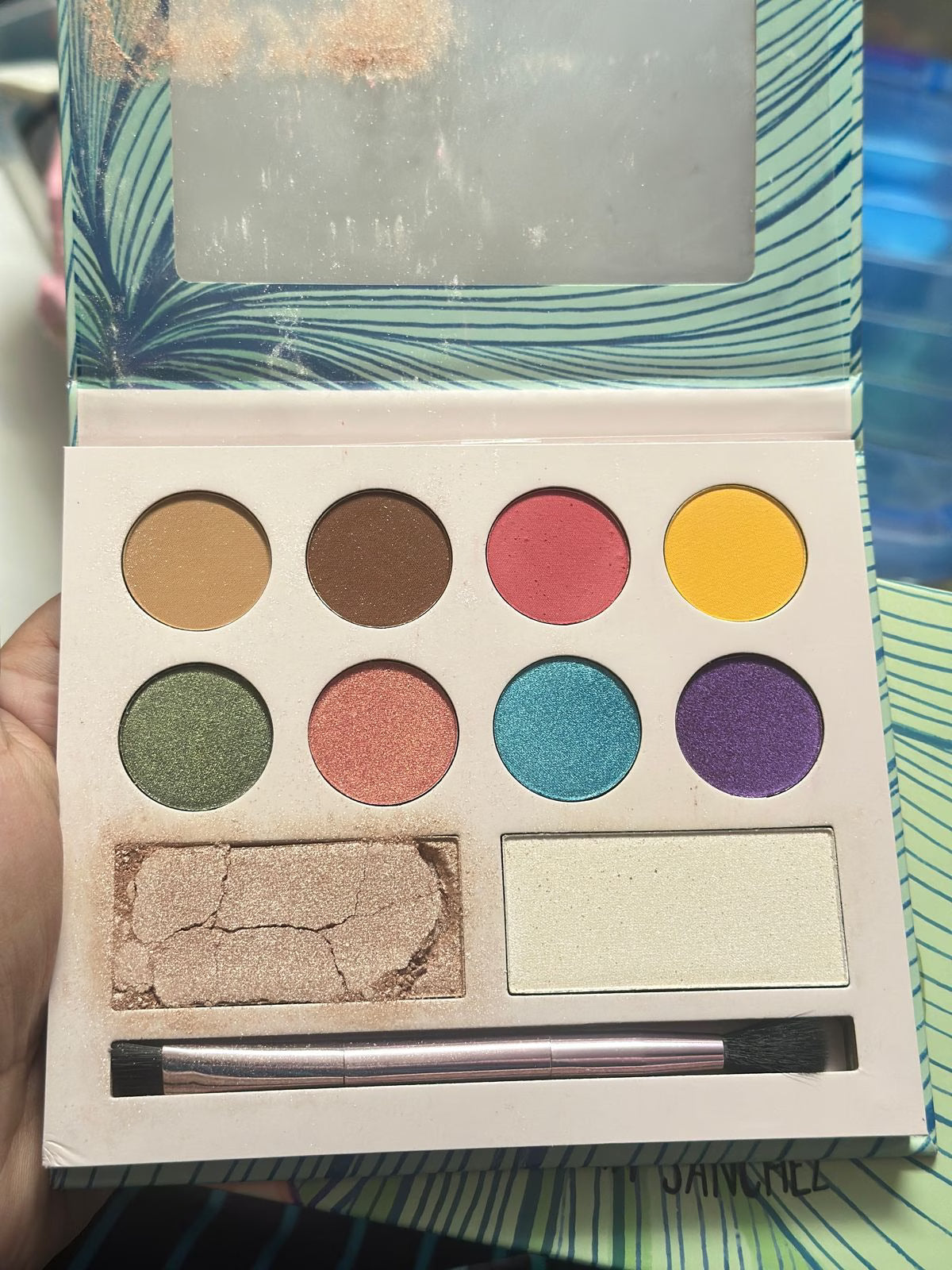 FYSSHUO - Birsppy RAPHARY LAURA SANCHEZ Moods Eyeshadow and Highlighter Palette image 1