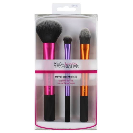 Real Techniques - Travel Essentials 2.0 image 0