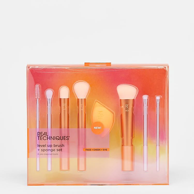 Real Techniques- Level Up Brush + Sponge Set