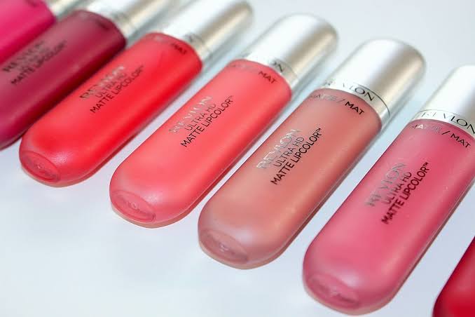 Revlon Ultra HD Moisturizing and Velvety Matte, Metallic Lipstick image 0