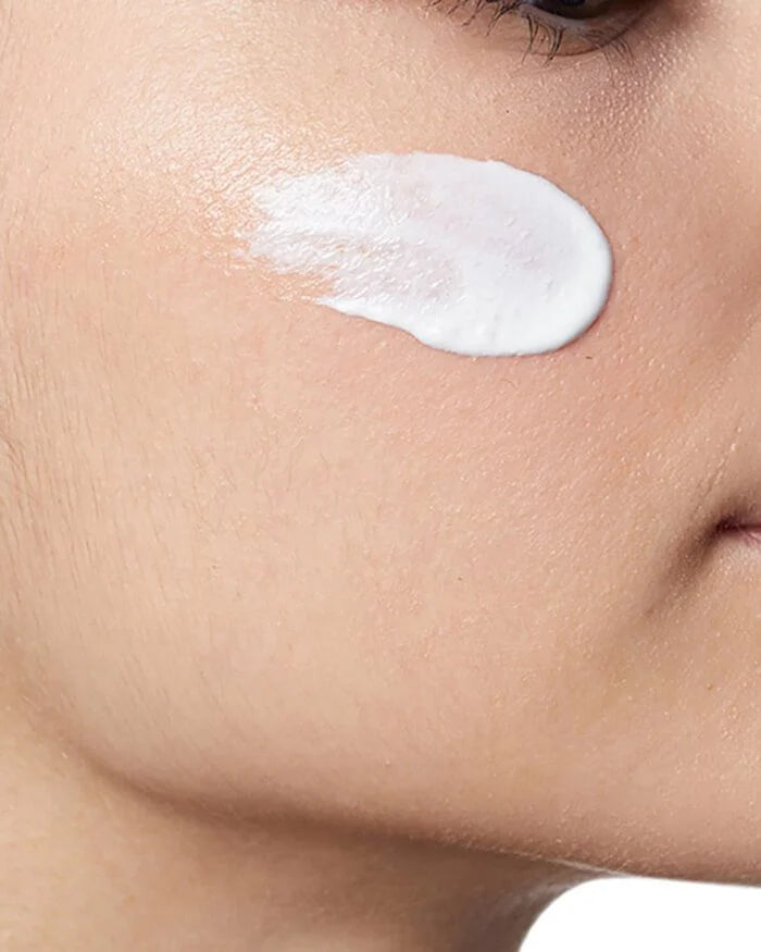 CeraVe - Ultra-Light Moisturizing Lotion image 5