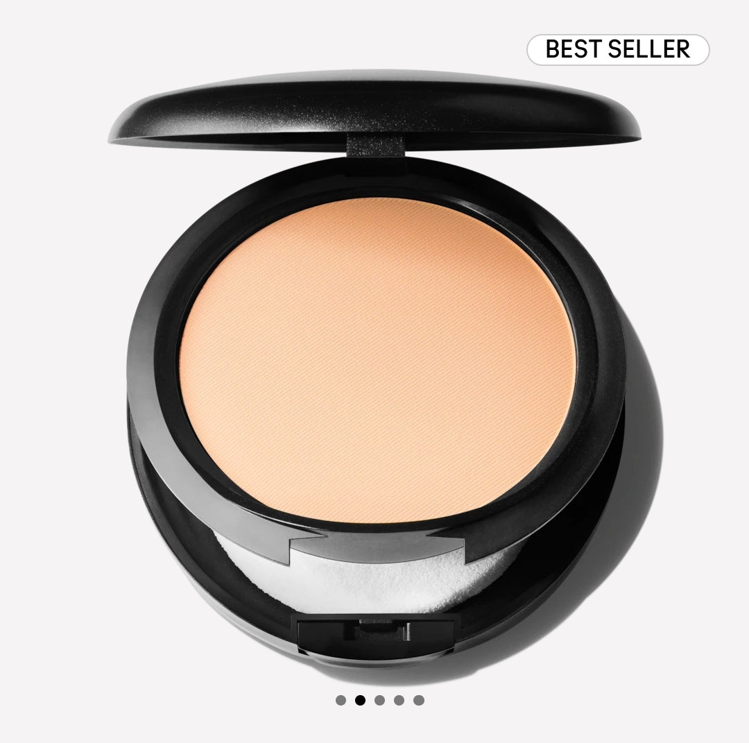 MAC - Studio Fix + Foundation - NW22 image