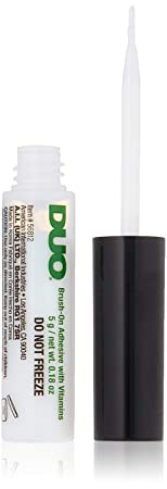 DUO Brush On Striplash Adhesive – White/Clear 5g image 1