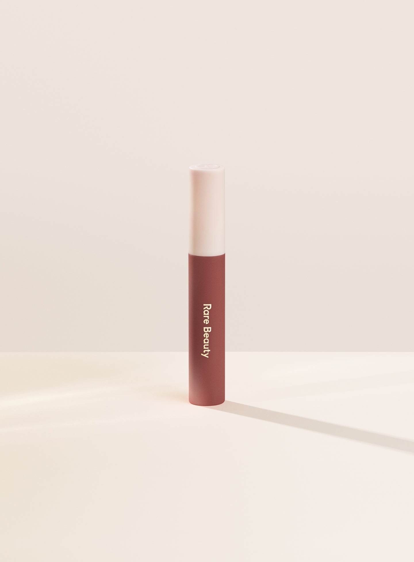 Rare Beauty - Lip Souffle Matte Lip Cream - Fearless image