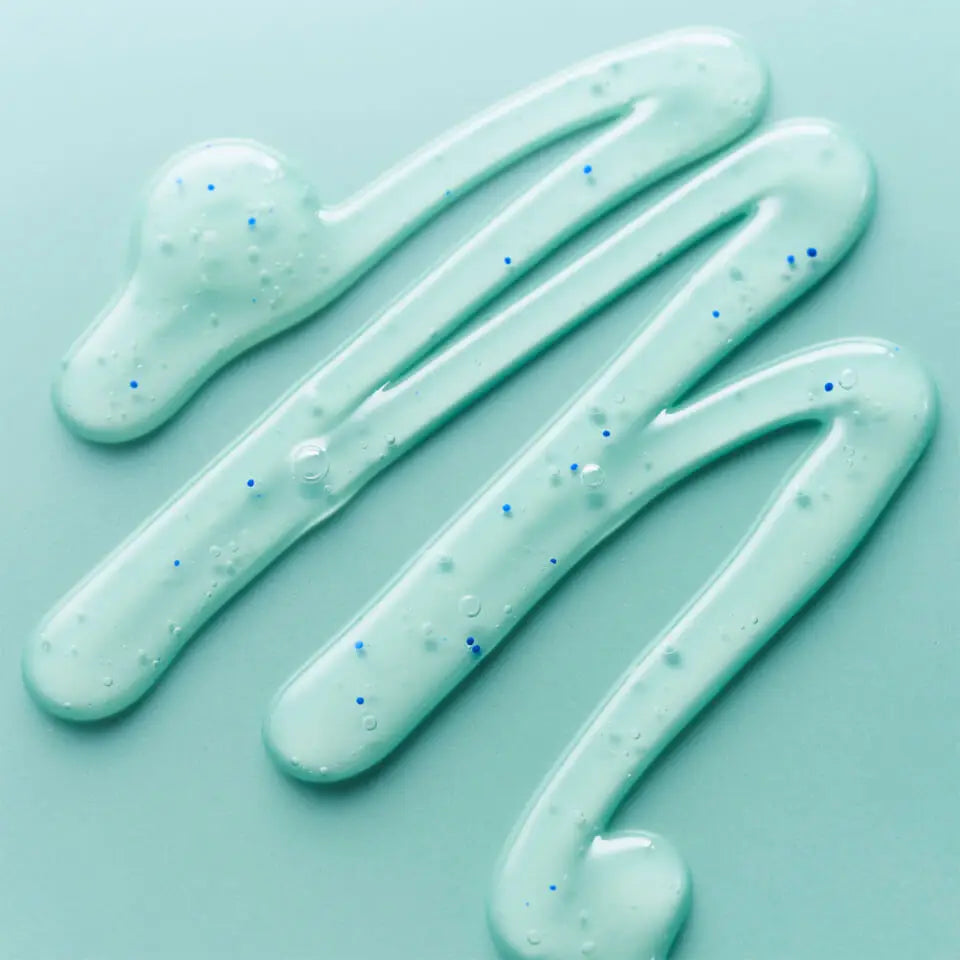 Super Facialist - Daily Brightening Cleanser image 2