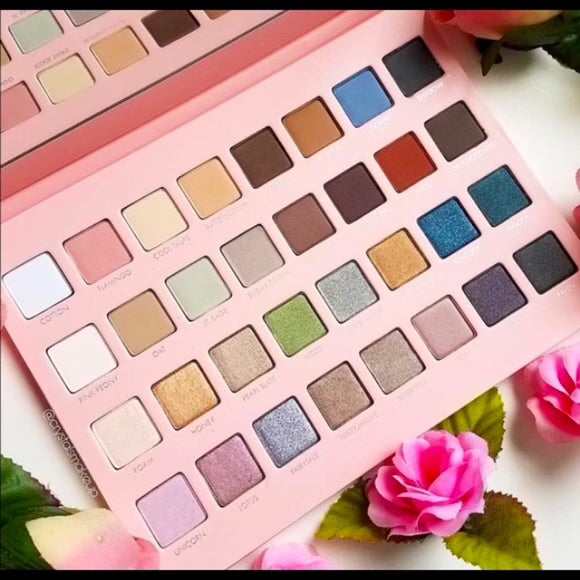 Lorac Mega Pro 4 Eyeshadow Palette image 0