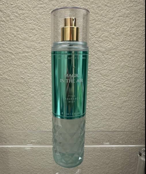 Bath and Body Works - Fine Fragrance Mist - Magic In The Air image