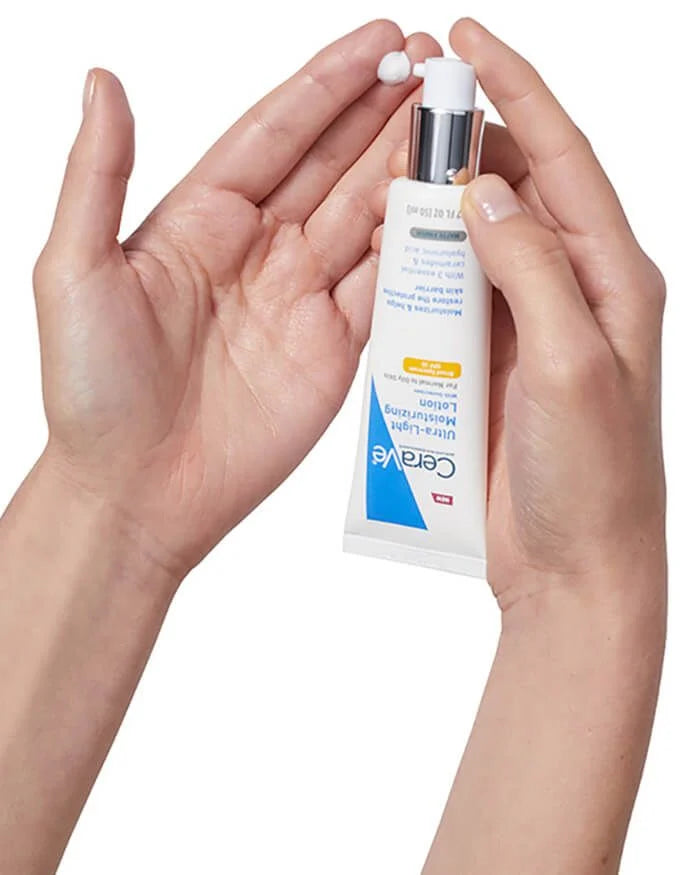 CeraVe - Ultra-Light Moisturizing Lotion image 6