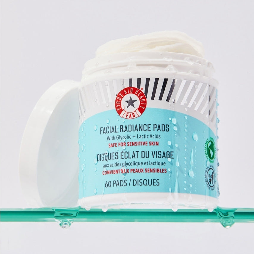 First Aid Beauty - Facial Radiance Pads image 1