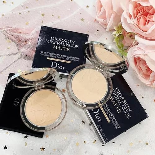 Dior - DiorSkin Mineral Nude Natural Matte Compact Powder 02 Light | Pakistan image 0