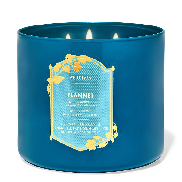 White Barn Candle - Flannel